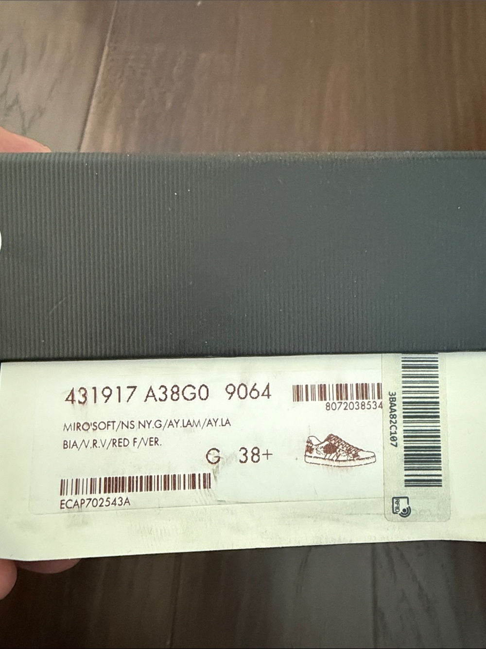 Gucci Sneaker Box Label - White/Red Shoe